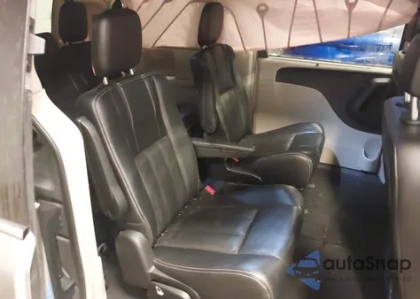 2013 Chrysler Town & Country Touring-L z USA, uszkodzony, nr VIN 2C4RC1CG4DR757752